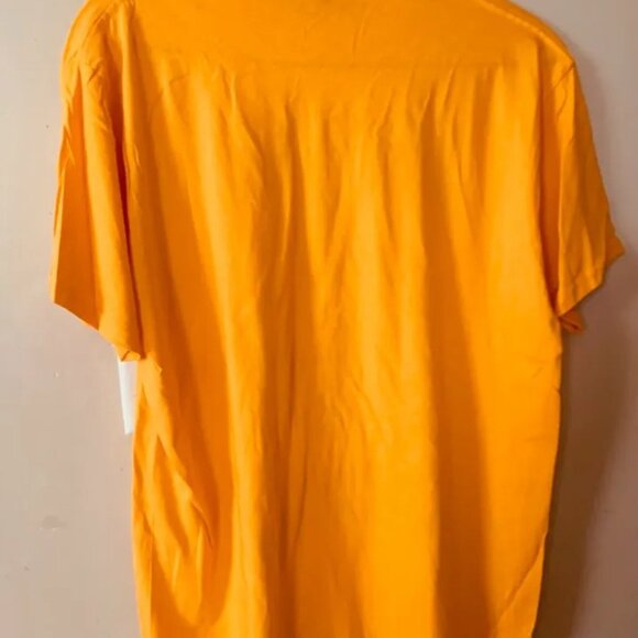 Red Hot Chili Peppers Unlimited Love Lakers T-Shirt - Picture 3 of 3